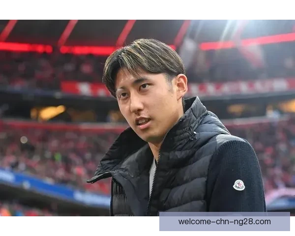 拜仁慕尼黑正式签下日本边后卫伊藤洋辉加强防线实力